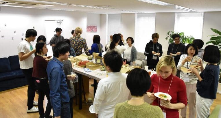 【体験入社事例】株式会社Lang-8、食事会
